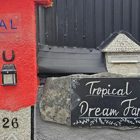 Tatil parkı Tropical Dream Farm *
